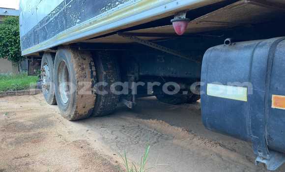 Nunua Ilio tumika Volvo Laplander Nyeupe Gari ndani ya Maputo nchini Maputo Nunua Ilio tumika Volvo Laplander Nyeupe Gari ndani ya Maputo nchini Maputo