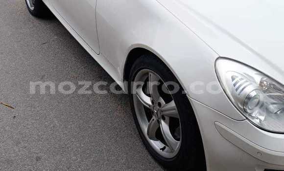 Tenga Tsaru Mercedes‒Benz CLK-klasse Chena Mota in Maputo in Maputo Tenga Tsaru Mercedes‒Benz CLK-klasse Chena Mota in Maputo in Maputo