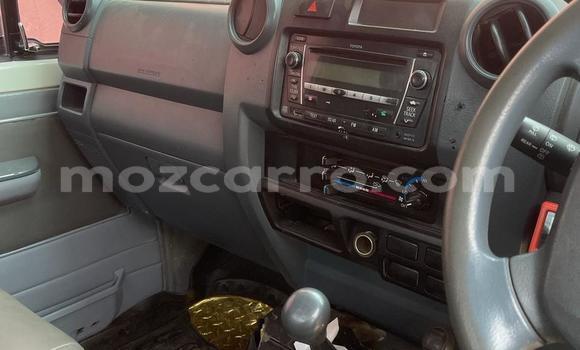 Tenga Tsaru Toyota Land Cruiser Chena Mota in Maputo in Maputo Tenga Tsaru Toyota Land Cruiser Chena Mota in Maputo in Maputo