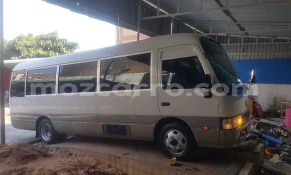 Nunua Ilio tumika Toyota Coaster Nyingine Gari ndani ya Maputo nchini Maputo Nunua Ilio tumika Toyota Coaster Nyingine Gari ndani ya Maputo nchini Maputo