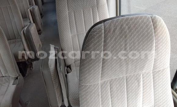 Nunua Ilio tumika Toyota Coaster Nyingine Gari ndani ya Maputo nchini Maputo Nunua Ilio tumika Toyota Coaster Nyingine Gari ndani ya Maputo nchini Maputo
