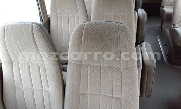 Nunua Ilio tumika Toyota Coaster Nyingine Gari ndani ya Maputo nchini Maputo Nunua Ilio tumika Toyota Coaster Nyingine Gari ndani ya Maputo nchini Maputo