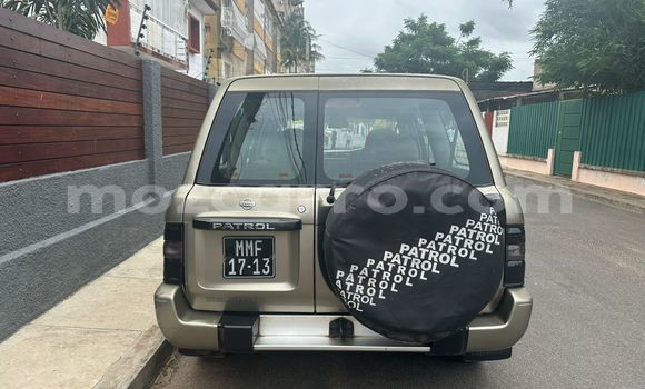 Nunua Ilio tumika Nissan Patrol Nyingine Gari ndani ya Maputo nchini Maputo Nunua Ilio tumika Nissan Patrol Nyingine Gari ndani ya Maputo nchini Maputo