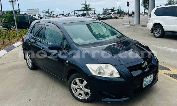 Nunua Ilio tumika Toyota Auris Bluu Gari ndani ya Maputo nchini Maputo