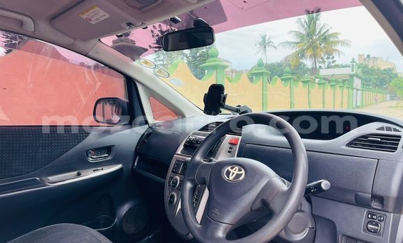 Comprar Usado Toyota Ractis Branco Carro em Maputo em Maputo Comprar Usado Toyota Ractis Branco Carro em Maputo em Maputo