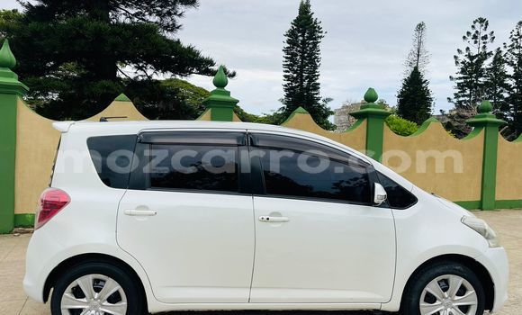 Comprar Usado Toyota Ractis Branco Carro em Maputo em Maputo Comprar Usado Toyota Ractis Branco Carro em Maputo em Maputo