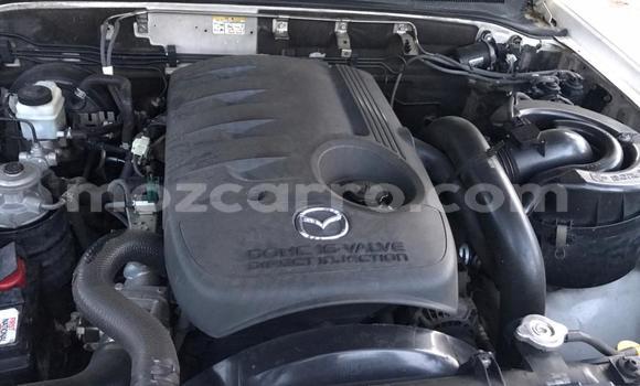 Nunua Ilio tumika Mazda BT-50 Nyeupe Gari ndani ya Maputo nchini Maputo Nunua Ilio tumika Mazda BT-50 Nyeupe Gari ndani ya Maputo nchini Maputo