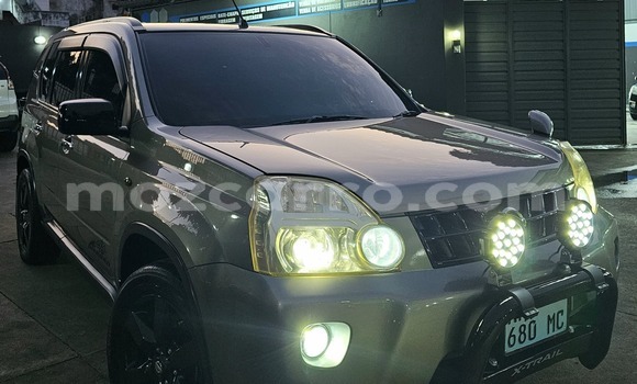 Comprar Usado Nissan X-Trail Prata Carro em Maputo em Maputo Comprar Usado Nissan X-Trail Prata Carro em Maputo em Maputo