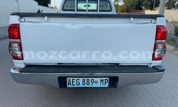 Buy Used Toyota Hilux White Car in Maputo in Maputo Buy Used Toyota Hilux White Car in Maputo in Maputo