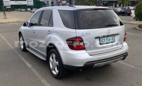 Comprar Usado Mercedes‒Benz ML-Class Prata Carro em Maputo em Maputo Comprar Usado Mercedes‒Benz ML-Class Prata Carro em Maputo em Maputo