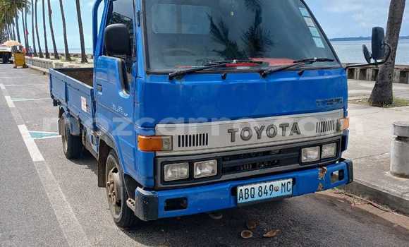 Comprar Usado Toyota Dyna Azul Carro em Maputo em Maputo Comprar Usado Toyota Dyna Azul Carro em Maputo em Maputo