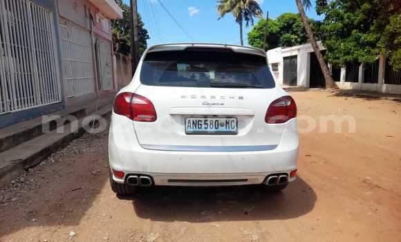 Comprar Usado Porsche Cayenne Branco Carro em Maputo em Maputo Comprar Usado Porsche Cayenne Branco Carro em Maputo em Maputo