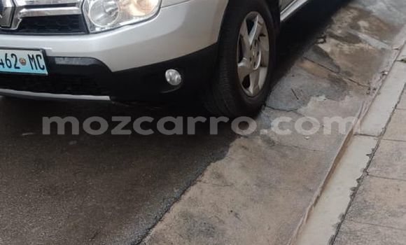 Nunua Ilio tumika Renault Duster Nyingine Gari ndani ya Maputo nchini Maputo Nunua Ilio tumika Renault Duster Nyingine Gari ndani ya Maputo nchini Maputo