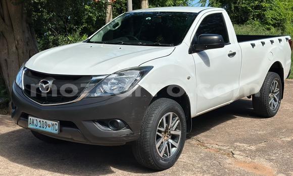Tenga Tsaru Mazda BT-50 Chena Mota in Maputo in Maputo