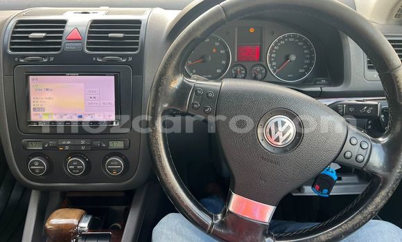 Nunua Ilio tumika Volkswagen Passat Bluu Gari ndani ya Maputo nchini Maputo Nunua Ilio tumika Volkswagen Passat Bluu Gari ndani ya Maputo nchini Maputo