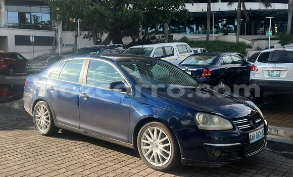 Nunua Ilio tumika Volkswagen Passat Bluu Gari ndani ya Maputo nchini Maputo Nunua Ilio tumika Volkswagen Passat Bluu Gari ndani ya Maputo nchini Maputo