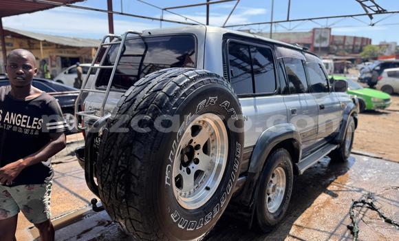 Comprar Usado Toyota Land Cruiser De outros Carro em Maputo em Maputo Comprar Usado Toyota Land Cruiser De outros Carro em Maputo em Maputo