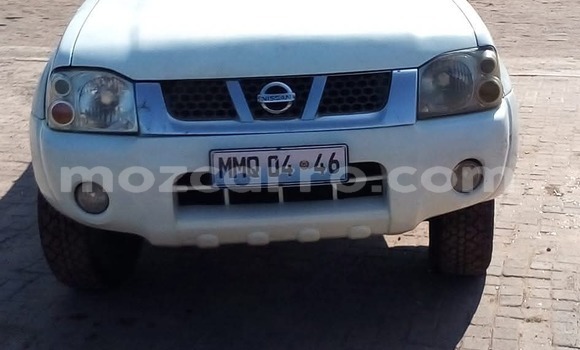 Buy Used Nissan Hardbody White Car in Maputo in Maputo Buy Used Nissan Hardbody White Car in Maputo in Maputo
