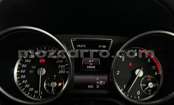 Nunua Mpya Mercedes‒Benz ML-Class Nyeupe Gari ndani ya Maputo nchini Maputo Nunua Mpya Mercedes‒Benz ML-Class Nyeupe Gari ndani ya Maputo nchini Maputo