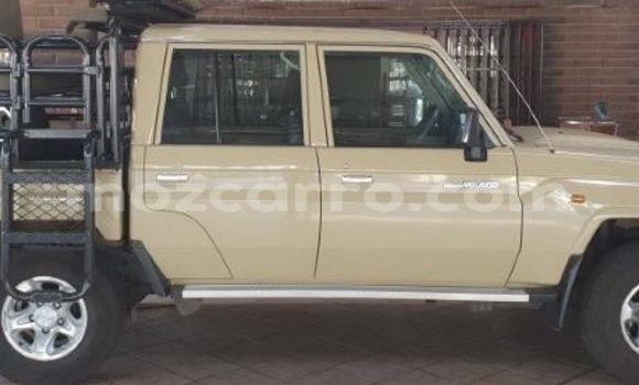 Buy Used Toyota Land Cruiser Brown Car in Maputo in Maputo Buy Used Toyota Land Cruiser Brown Car in Maputo in Maputo
