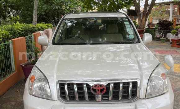 Tenga Tsaru Toyota Land Cruiser Prado Chena Mota in Maputo in Maputo Tenga Tsaru Toyota Land Cruiser Prado Chena Mota in Maputo in Maputo