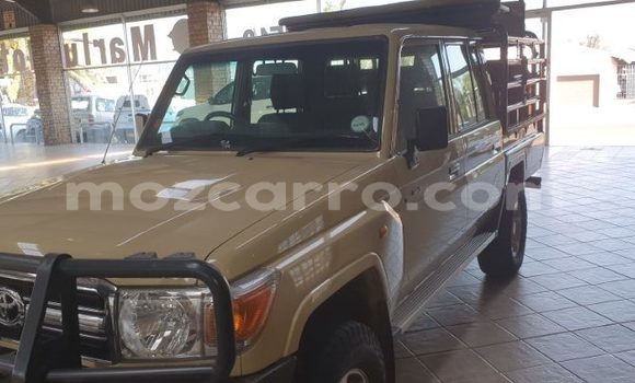 Buy Used Toyota Land Cruiser Brown Car in Maputo in Maputo Buy Used Toyota Land Cruiser Brown Car in Maputo in Maputo