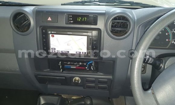 Buy Used Toyota Land Cruiser Brown Car in Maputo in Maputo Buy Used Toyota Land Cruiser Brown Car in Maputo in Maputo