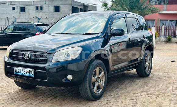 Nunua Ilio tumika Toyota RAV4 Nyeusi Gari ndani ya Maputo nchini Maputo Nunua Ilio tumika Toyota RAV4 Nyeusi Gari ndani ya Maputo nchini Maputo