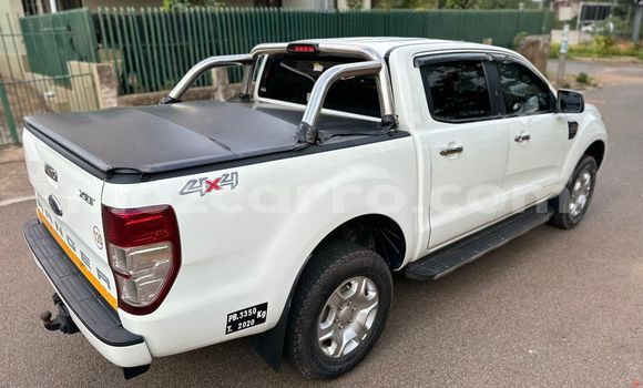 Comprar Usado Ford Ranger Branco Carro em Maputo em Maputo Comprar Usado Ford Ranger Branco Carro em Maputo em Maputo
