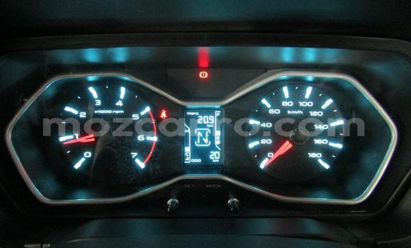 Comprar Usado Mahindra Armada Branco Carro em Maputo em Maputo Comprar Usado Mahindra Armada Branco Carro em Maputo em Maputo