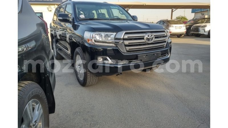 Big with watermark toyota land cruiser cabo delgado import dubai 5787