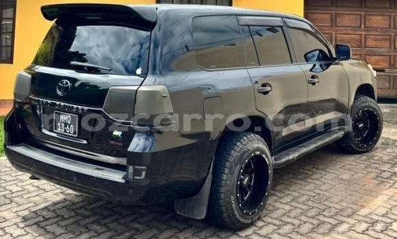 Buy Used Toyota Land Cruiser Black Car in Maputo in Maputo Buy Used Toyota Land Cruiser Black Car in Maputo in Maputo