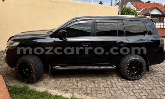 Buy Used Toyota Land Cruiser Black Car in Maputo in Maputo Buy Used Toyota Land Cruiser Black Car in Maputo in Maputo