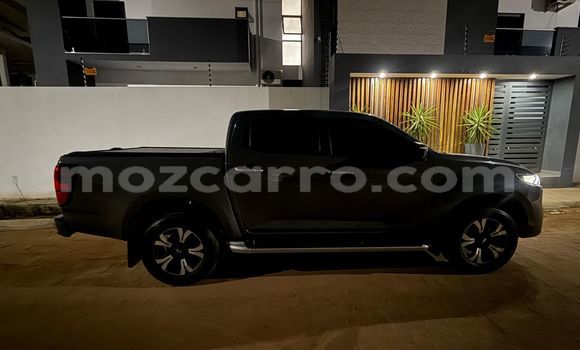 Comprar Usado Mazda BT-50 De outros Carro em Maputo em Maputo Comprar Usado Mazda BT-50 De outros Carro em Maputo em Maputo