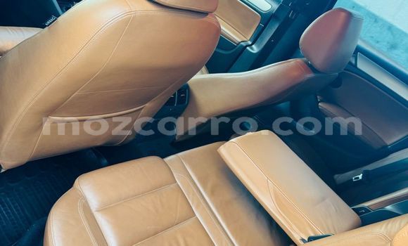 Nunua Ilio tumika Volkswagen Golf Nyeusi Gari ndani ya Maputo nchini Maputo Nunua Ilio tumika Volkswagen Golf Nyeusi Gari ndani ya Maputo nchini Maputo