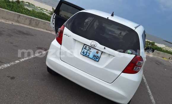 Nunua Ilio tumika Honda Fit Nyeupe Gari ndani ya Maputo nchini Maputo Nunua Ilio tumika Honda Fit Nyeupe Gari ndani ya Maputo nchini Maputo