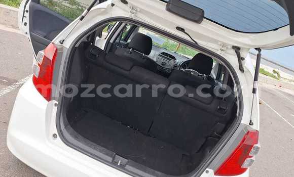Nunua Ilio tumika Honda Fit Nyeupe Gari ndani ya Maputo nchini Maputo Nunua Ilio tumika Honda Fit Nyeupe Gari ndani ya Maputo nchini Maputo