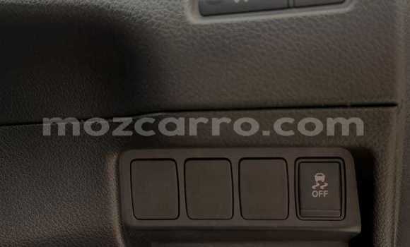 Comprar Novo Nissan X-Trail Branco Carro em Maputo em Maputo Comprar Novo Nissan X-Trail Branco Carro em Maputo em Maputo
