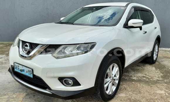 Comprar Novo Nissan X-Trail Branco Carro em Maputo em Maputo Comprar Novo Nissan X-Trail Branco Carro em Maputo em Maputo