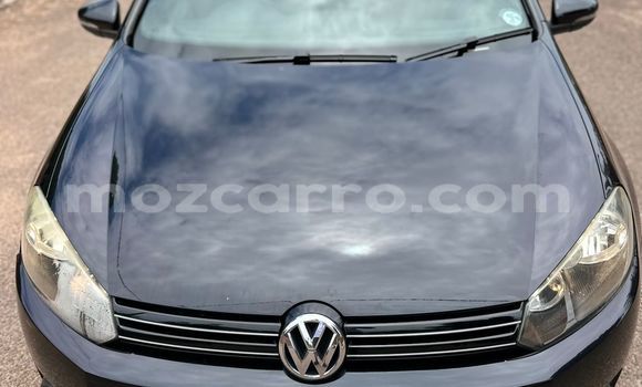 Buy Used Volkswagen Golf Black Car in Maputo in Maputo