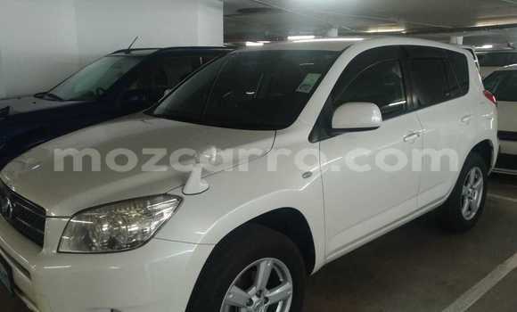 Comprar Usado Toyota RAV4 Branco Carro em Maputo em Maputo Comprar Usado Toyota RAV4 Branco Carro em Maputo em Maputo