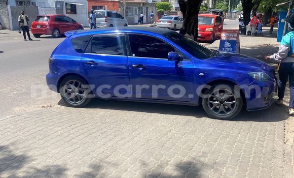 Comprar Usado Mazda Axela Azul Carro em Maputo em Maputo