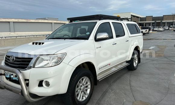 Comprar Usado Toyota Hilux Branco Carro em Maputo em Maputo Comprar Usado Toyota Hilux Branco Carro em Maputo em Maputo