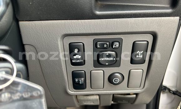 Buy Used Toyota Hilux White Car in Maputo in Maputo Buy Used Toyota Hilux White Car in Maputo in Maputo