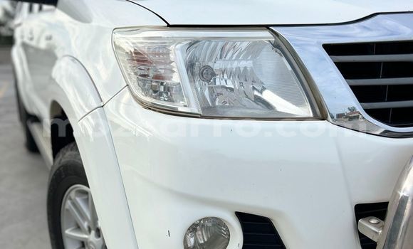 Buy Used Toyota Hilux White Car in Maputo in Maputo Buy Used Toyota Hilux White Car in Maputo in Maputo