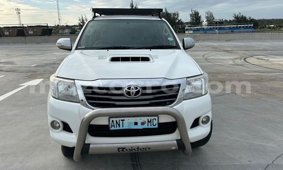 Tenga Tsaru Toyota Hilux Chena Mota in Maputo in Maputo Tenga Tsaru Toyota Hilux Chena Mota in Maputo in Maputo