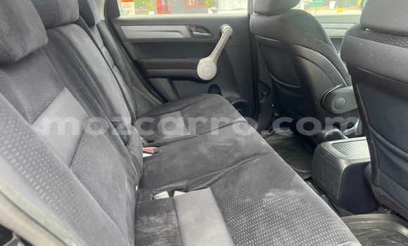 Nunua Ilio tumika Honda CR-V Nyeusi Gari ndani ya Maputo nchini Maputo Nunua Ilio tumika Honda CR-V Nyeusi Gari ndani ya Maputo nchini Maputo