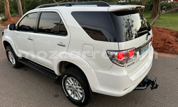 Buy Used Toyota Fortuner White Car in Maputo in Maputo Buy Used Toyota Fortuner White Car in Maputo in Maputo