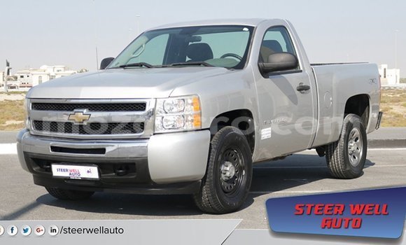 Comprar Importar Chevrolet Silverado De outros Carro em Import - Dubai em Cabo Delgado
