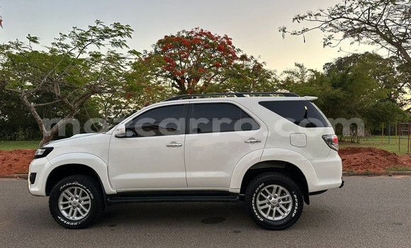 Buy Used Toyota Fortuner White Car in Maputo in Maputo Buy Used Toyota Fortuner White Car in Maputo in Maputo